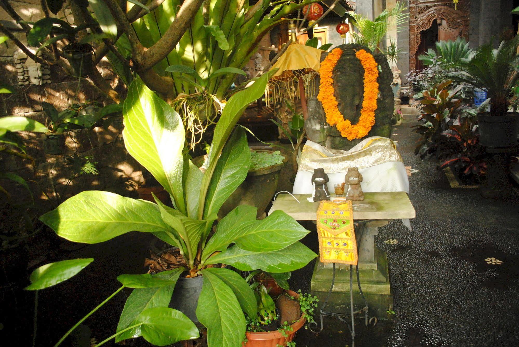 Jangkrik Homestay Ubud  Exterior photo