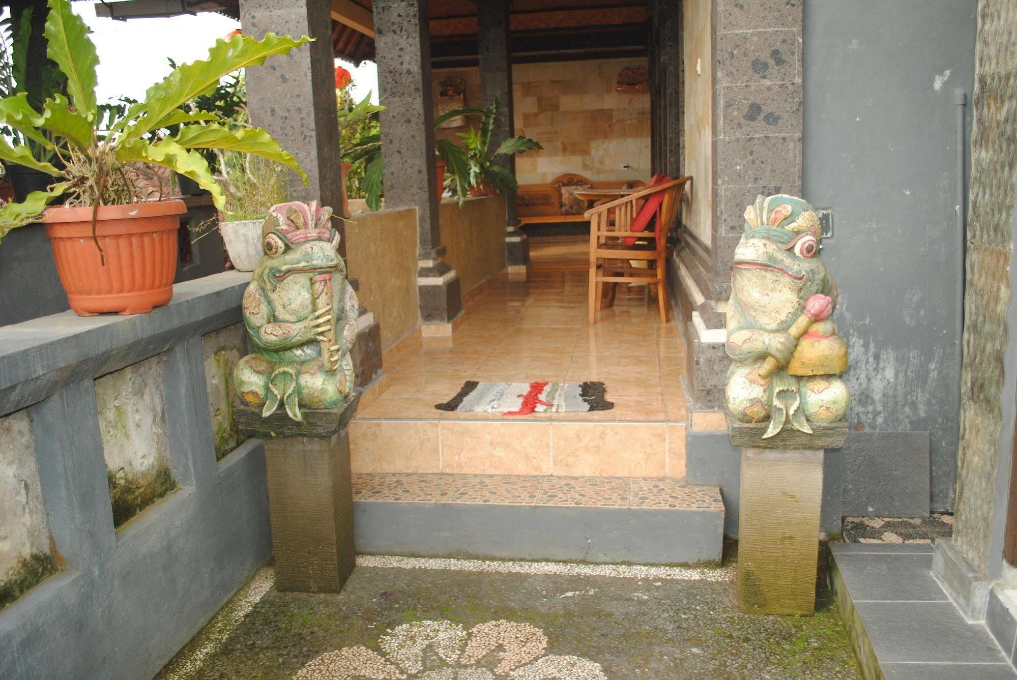 Jangkrik Homestay Ubud  Exterior photo