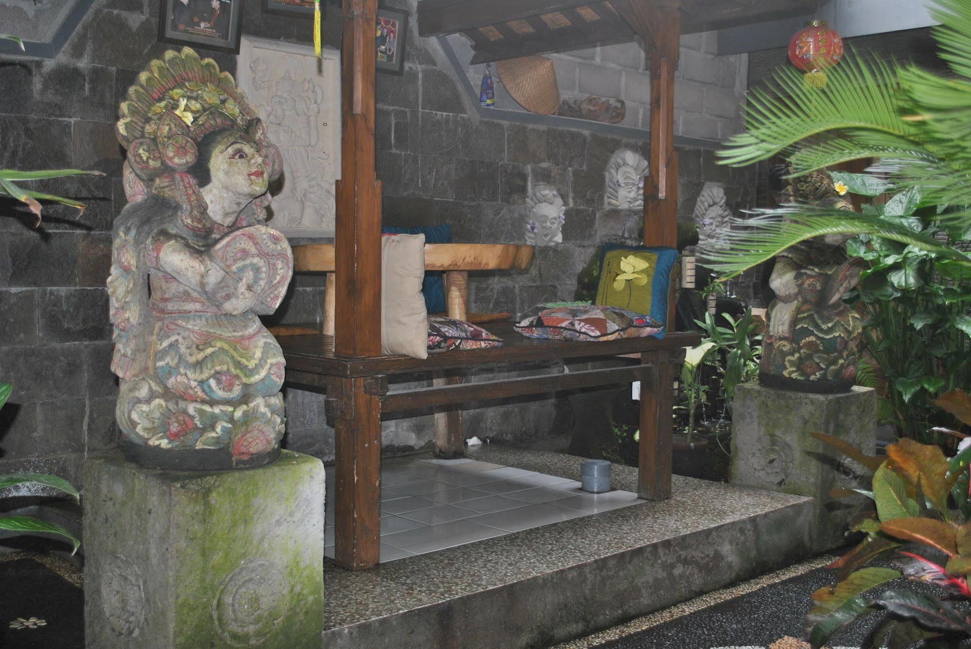 Jangkrik Homestay Ubud  Exterior photo