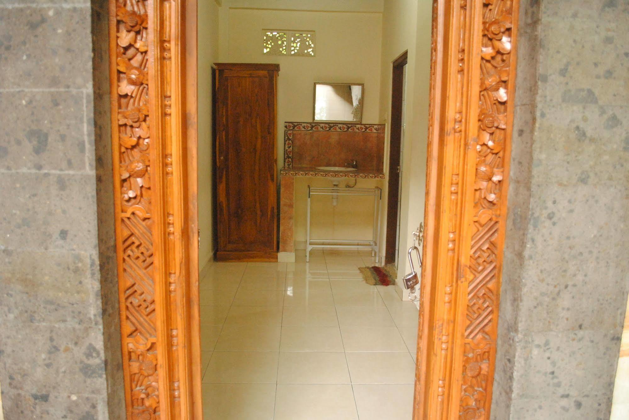 Jangkrik Homestay Ubud  Exterior photo