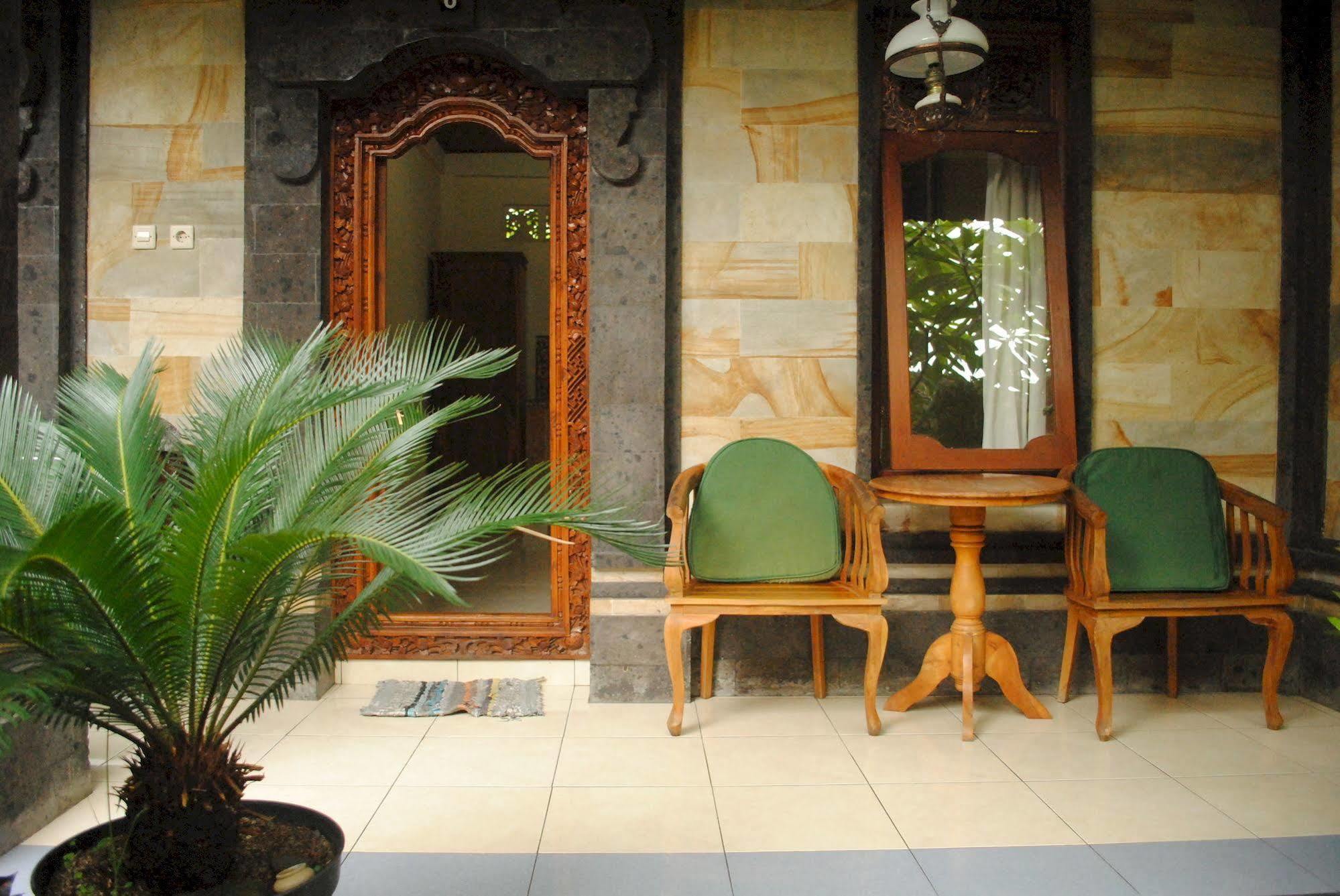 Jangkrik Homestay Ubud  Exterior photo